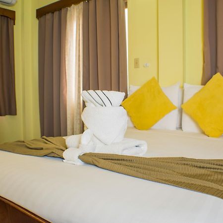 Belcove Hotel & Guesthouse Belize City Exterior photo
